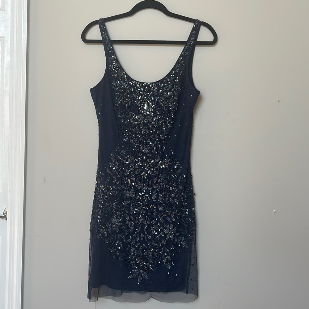 Gorgeous Adrianna Papell beaded mini dress